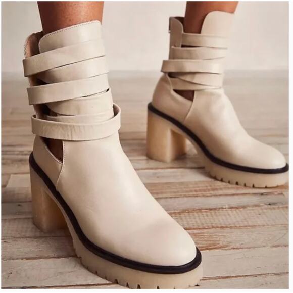 Free People Jesse Cut Out Boots 10 NWOT Leather White Ankle Booties Western - Picture 1 of 11
